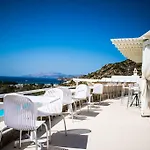 Ostria Village 3* مِلوبوتاس
