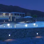 Ostria Village 3* مِلوبوتاس