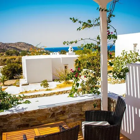 Ostria Village 아파트호텔 3*