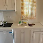 Ostria Village Aparthotel