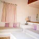 Ostria Village Aparthotel 3*