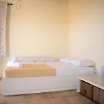 Ostria Village Aparthotel 3*