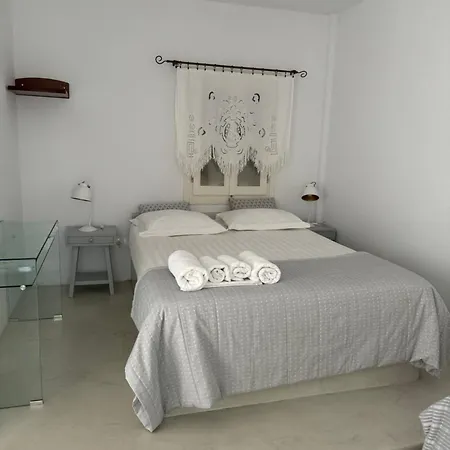 Ostria Village 3*