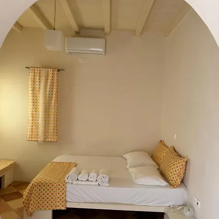 Ostria Village * Mylopotas