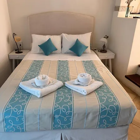Ostria Village Aparthotel Mylopotas