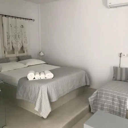 Ostria Village 아파트호텔 3*