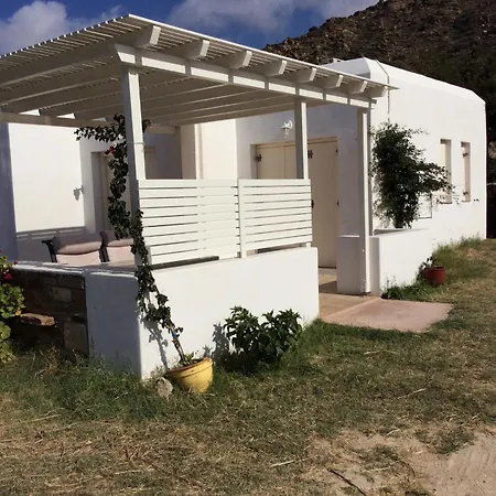 Ostria Village Aparthotel Mylopotas